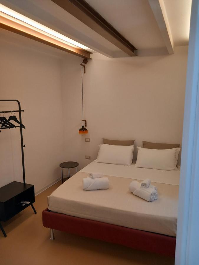 La Casetta Guest House Oristano Exteriör bild
