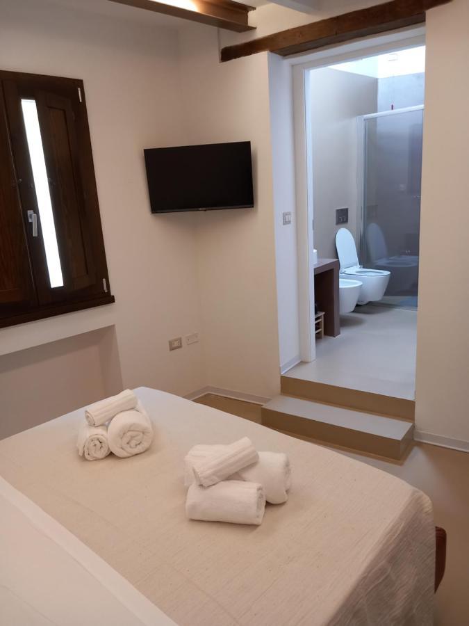 La Casetta Guest House Oristano Exteriör bild