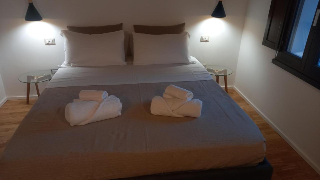 La Casetta Guest House Oristano Exteriör bild